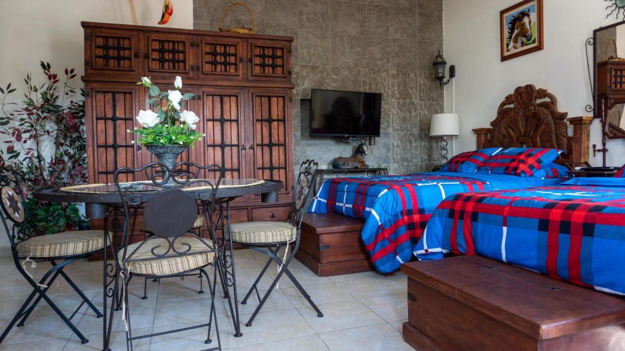 El Jardin Del Eden B&B Boutique كويرنافاكا المظهر الخارجي الصورة