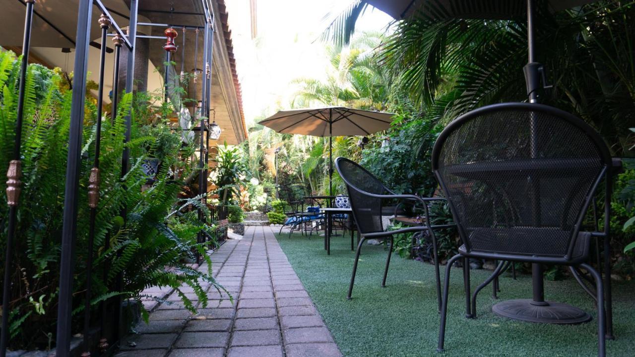 El Jardin Del Eden B&B Boutique كويرنافاكا المظهر الخارجي الصورة