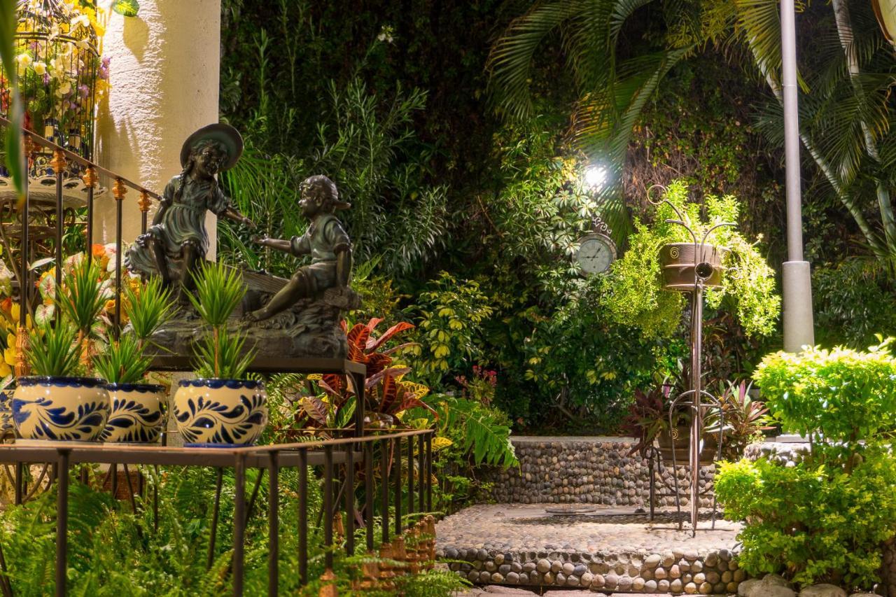 El Jardin Del Eden B&B Boutique كويرنافاكا المظهر الخارجي الصورة
